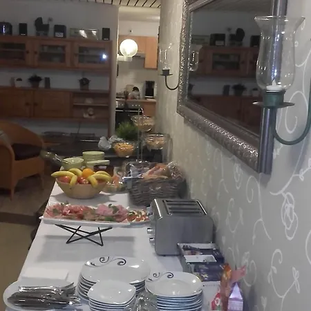 Hotel Garni, Modus Hotelbetriebe Gmbh