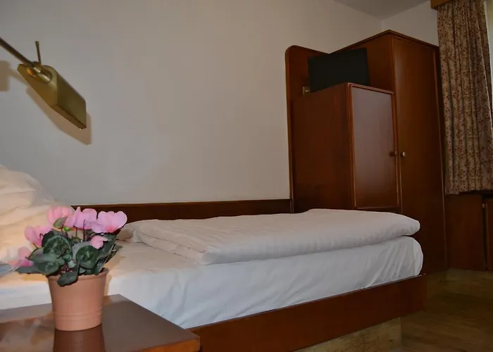 Garni, Modus Hotelbetriebe Gmbh Dormagen